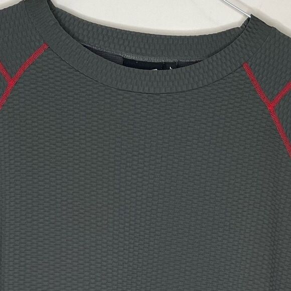 Fox Large Gray with Red Stitching Performance Short Sleeve Top in Size Large - Picture 2 of 6